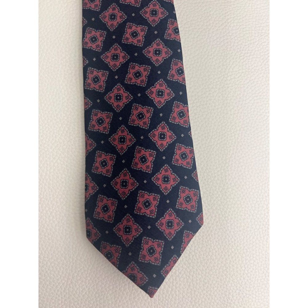 Jos A Bank Premier Collection Navy Pink Geometric Pattern Silk Necktie